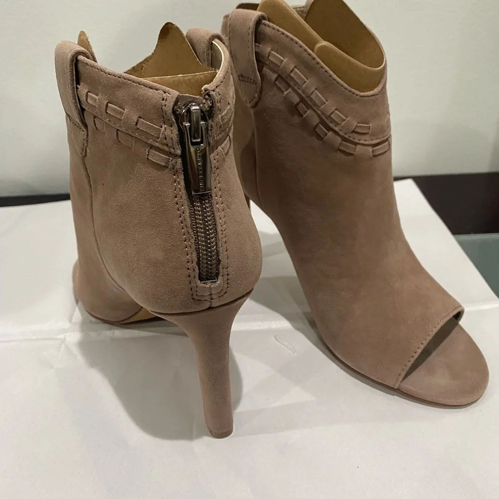 Vince Camuto Shorana Open Toe Bootie size 7